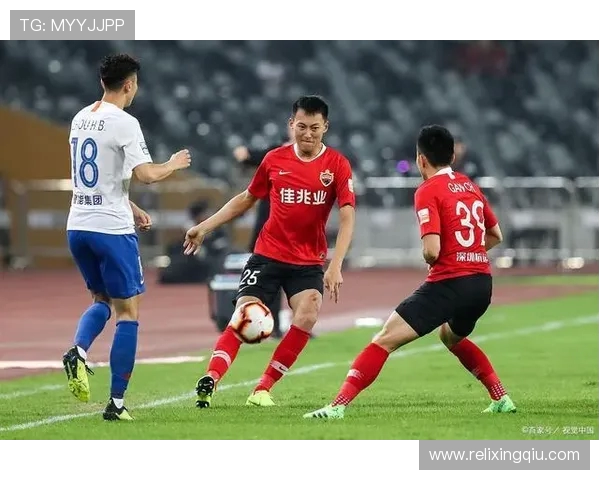 中超精彩对决鲁能迎战人和直播盛况不容错过